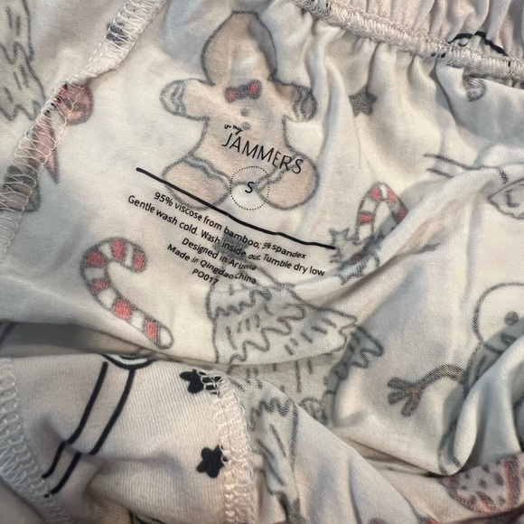 In my jammers Christmas bamboo joggers - Picture 2 of 2